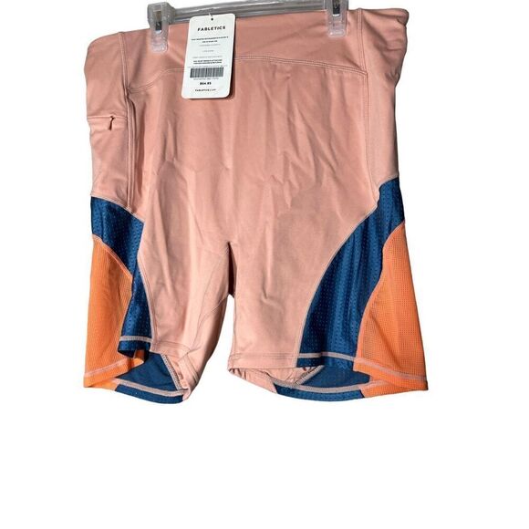 Fabletics High Waisted Motion 365 6” Run Shorts NWT Size XXL - Picture 3 of 8